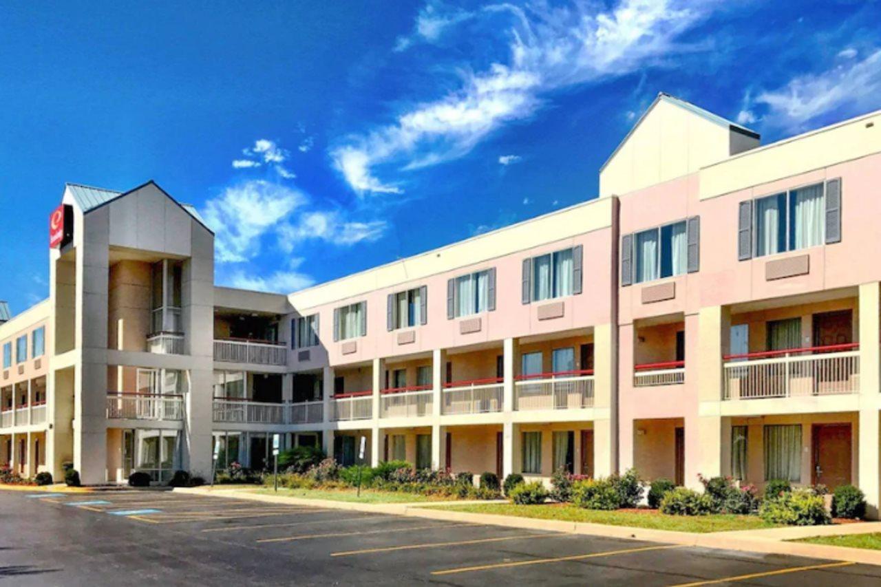 Econo Lodge Willowbrook Ngoại thất bức ảnh