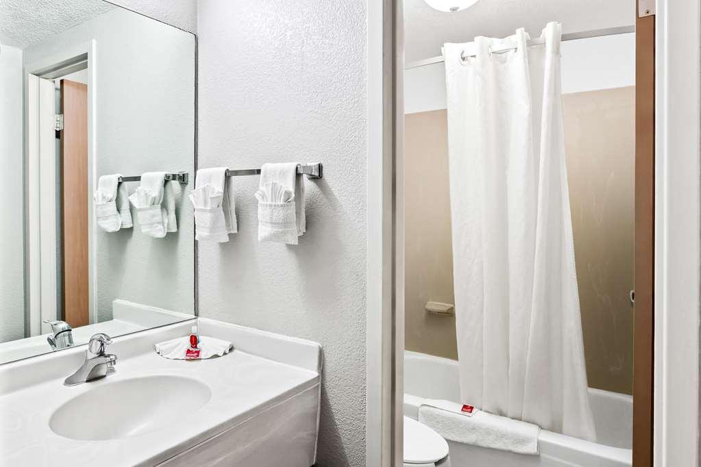 Econo Lodge Willowbrook Phòng bức ảnh